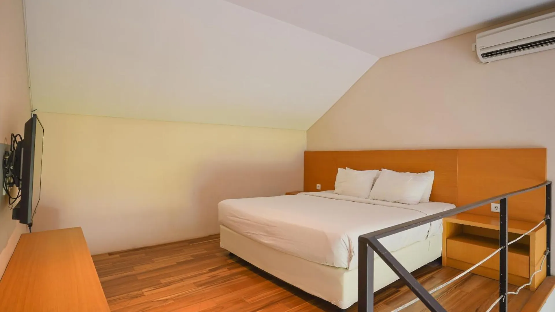 Apartment Sunrise Suite Seminyak By Arm Hospitality Kerobokan